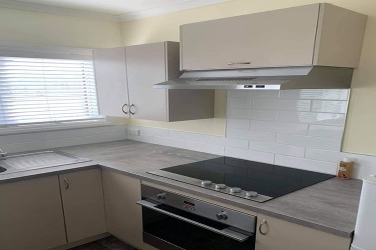 Photo of property in 11/72 Kitchener Road, Milford, Auckland, 0620