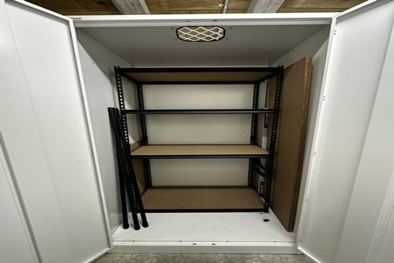 Photo of property in 3/81g Mapou Road, Hobsonville, Auckland, 0616