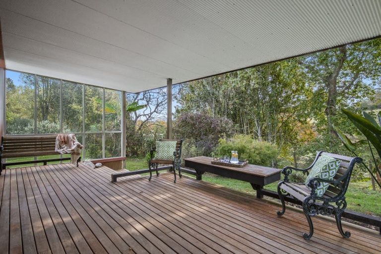 Photo of property in 33 Quinns Road, Clevedon, Papakura, 2585