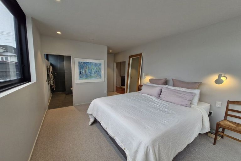 Photo of property in 28 Pitt Street, Wadestown, Wellington, 6012