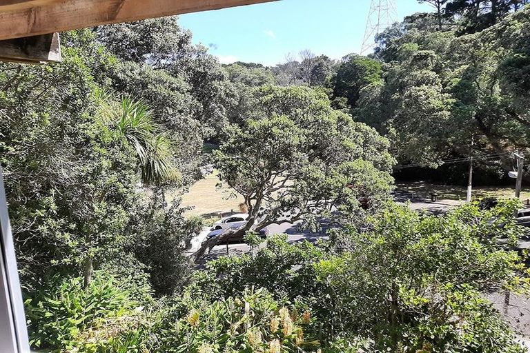 Photo of property in 617 Blockhouse Bay Road, Blockhouse Bay, Auckland, 0600