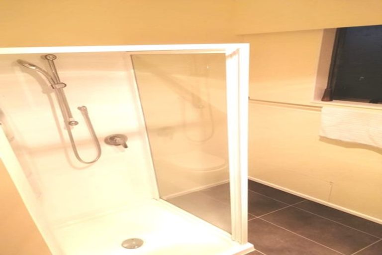 Photo of property in 54 Oroua Street, Eastbourne, Lower Hutt, 5013