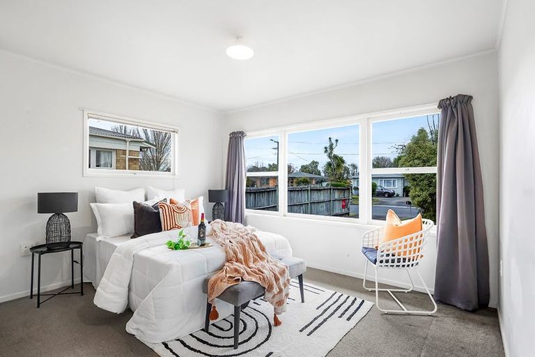 Photo of property in 12 Somme Crescent, Hillcrest, Hamilton, 3216