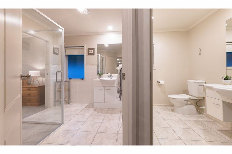 Photo of property in 37 La Colina Place, Bethlehem, Tauranga, 3110