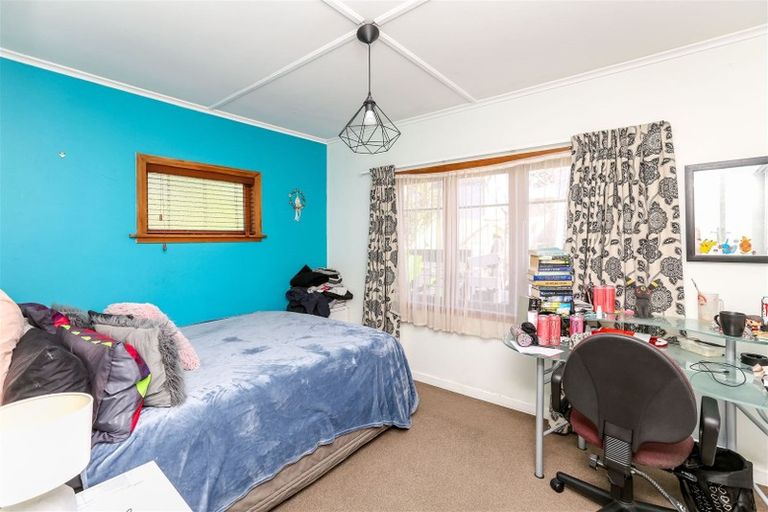 Photo of property in 6 Lismore Street, Strandon, New Plymouth, 4312