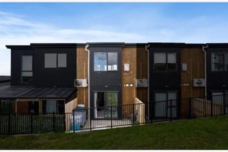 Photo of property in 36 Pohewa Road, Silverdale, 0932