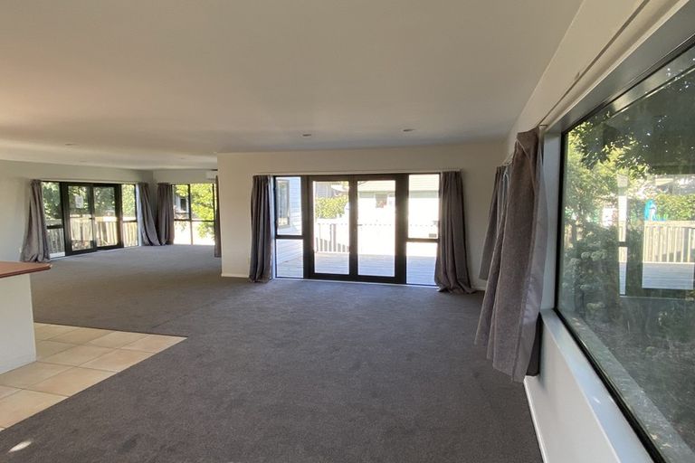 Photo of property in 5a Oakleigh Avenue, Takanini, 2112