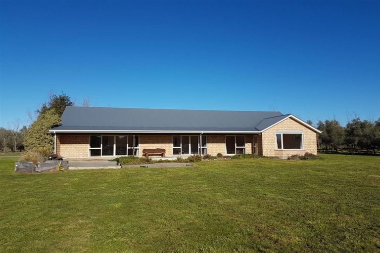 Photo of property in 321p Georges Road, Glasnevin, Amberley, 7482