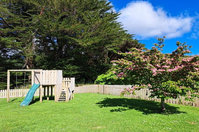 Photo of property in 79 Kakariki Way, Whitemans Valley, Upper Hutt, 5371