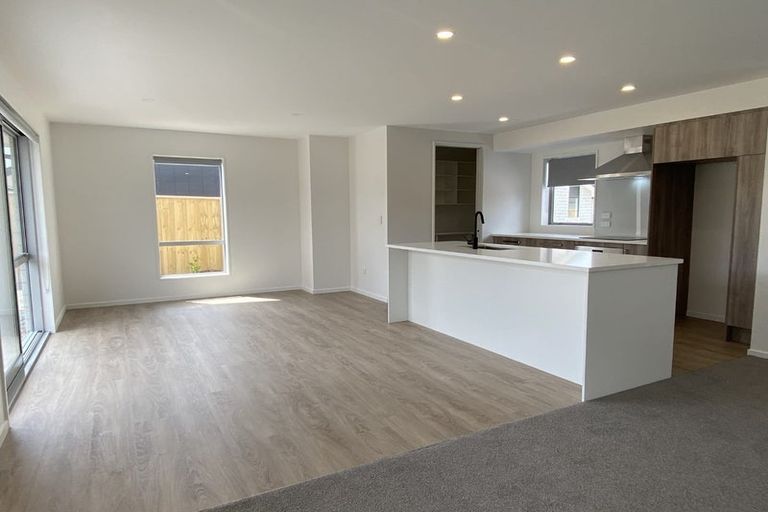 Photo of property in 151 Shillingford Boulevard, Rolleston, 7615