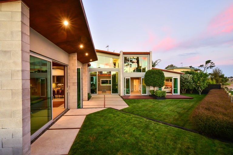 Photo of property in 28 Highgrove Drive, Grandview Heights, Hamilton, 3200