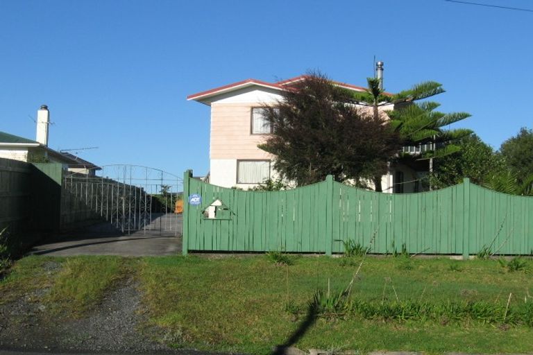 Photo of property in 5 Beachlands Road, Beachlands, Auckland, 2018