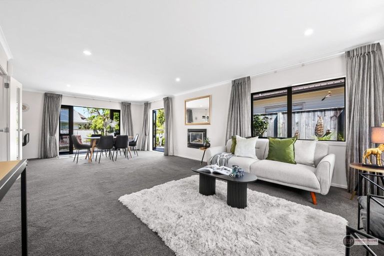 Photo of property in 3 Cataldo Mews, Avalon, Lower Hutt, 5011