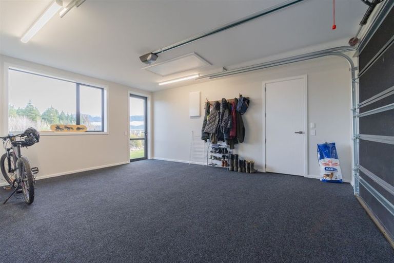 Photo of property in 6 Ralph Moir Drive, Te Anau, 9679