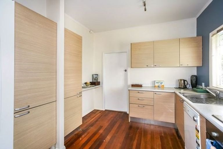 Photo of property in 1/22 Opaheke Road, Papakura, 2110