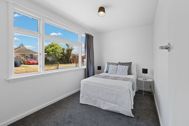Photo of property in 17 Hart Street, Woolston, Christchurch, 8023