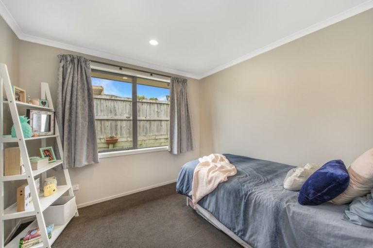 Photo of property in 48 Twickenham Place, Nawton, Hamilton, 3200