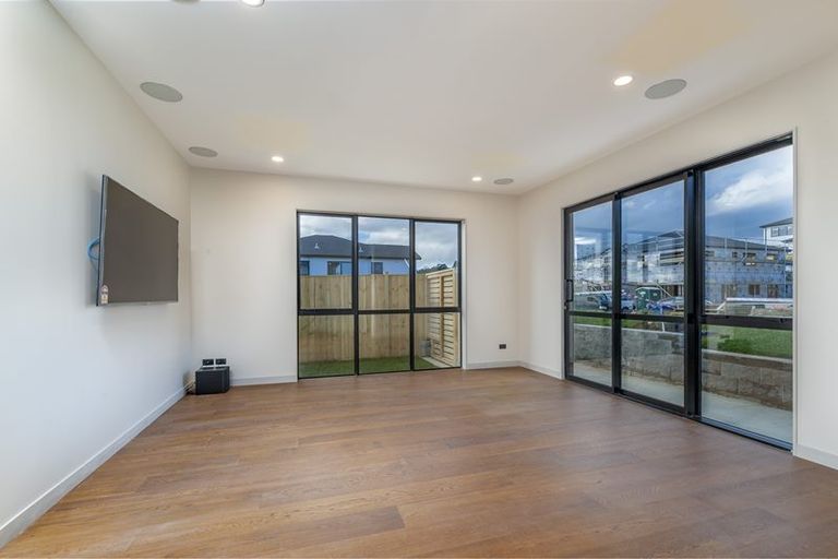 Photo of property in 13 Drover Close, Flat Bush, Auckland, 2019