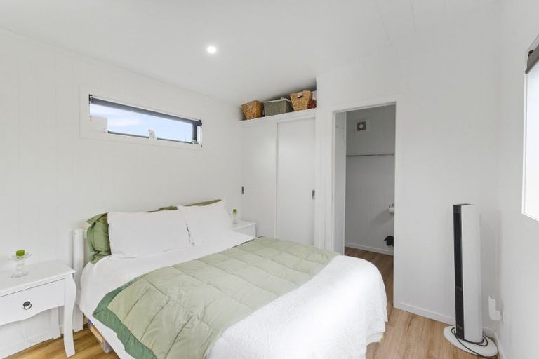 Photo of property in 49 Walton Road, Paraparaumu Beach, Paraparaumu, 5032