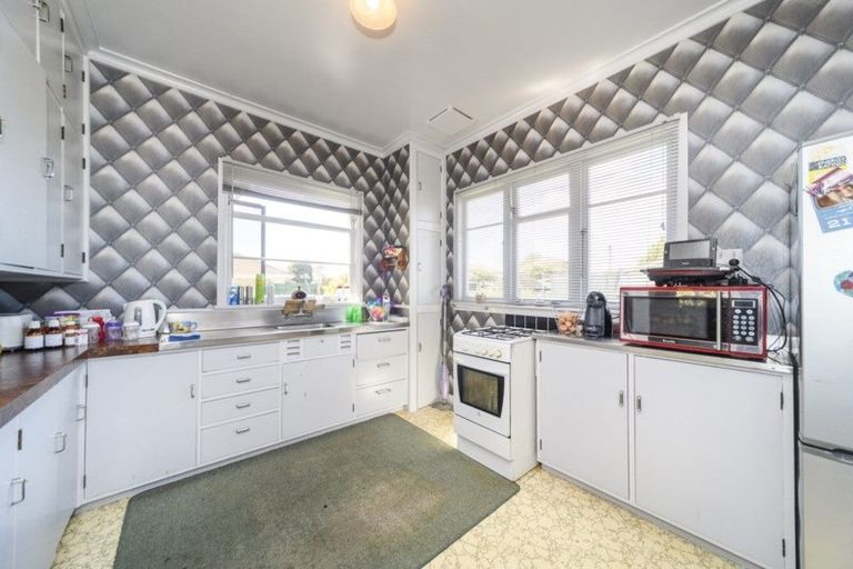 Photo of property in 9 Summerhays Street, Terrace End, Palmerston North, 4410