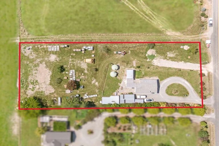 Photo of property in 1440 Martinborough Masterton Road, Gladstone, Masterton, 5884