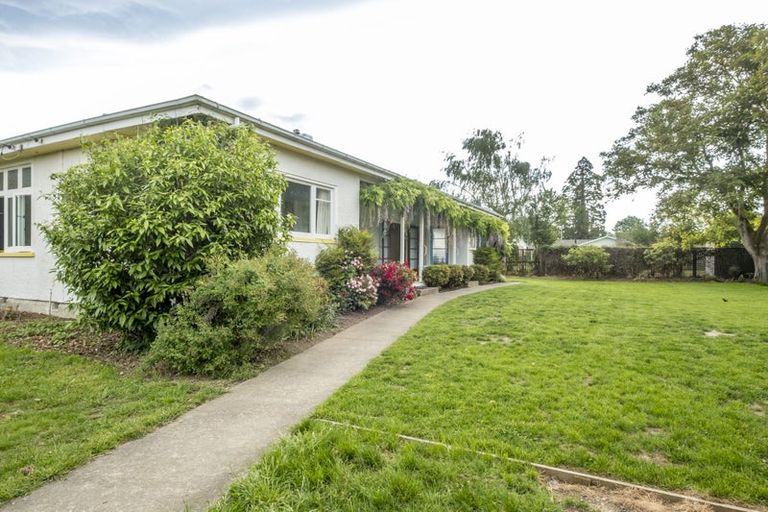 Photo of property in 1 Montrose Avenue, Culverden, 7392