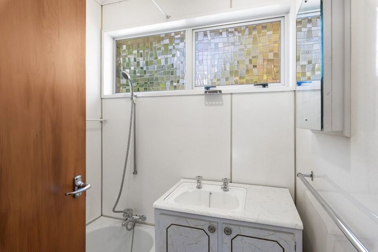 Photo of property in 53 Alexander Road, Raumati Beach, Paraparaumu, 5032