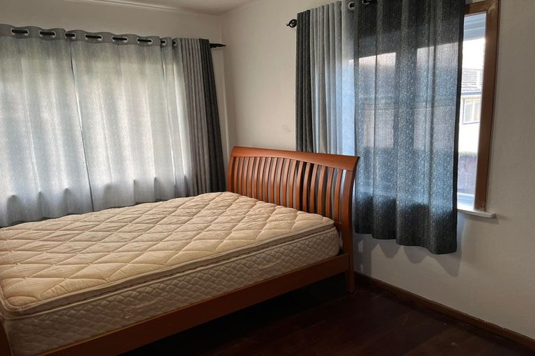 Photo of property in 129 Golf Road, Titirangi, Auckland, 0600