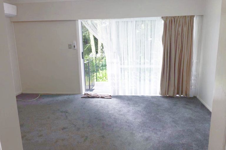 Photo of property in 43 Scenic Drive, Hillpark, Auckland, 2102
