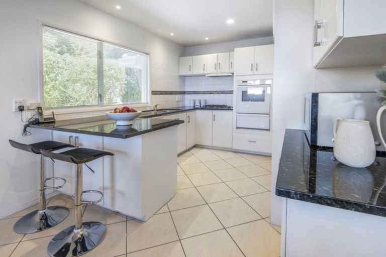 Photo of property in 2/13 Prospect Terrace, Milford, Auckland, 0620