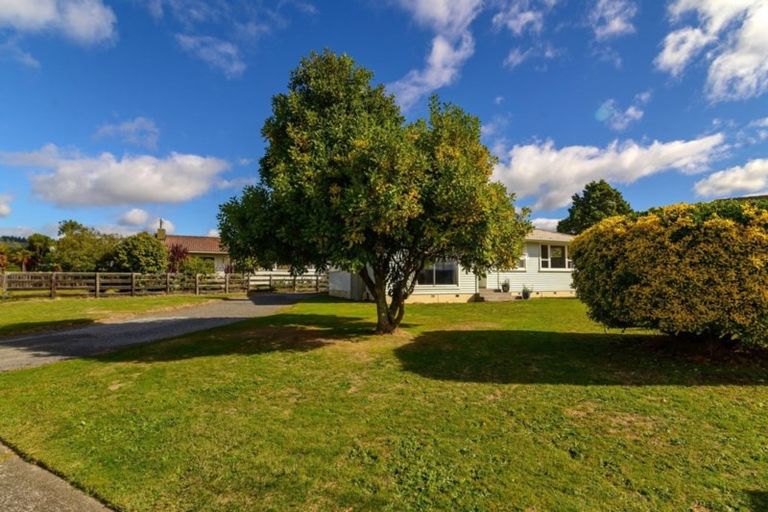 Photo of property in 23 Clouston Crescent, Fenton Park, Rotorua, 3010