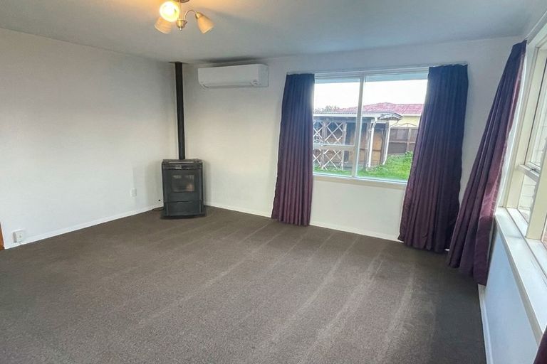 Photo of property in 2/29 Wainoni Road, Wainoni, Christchurch, 8061