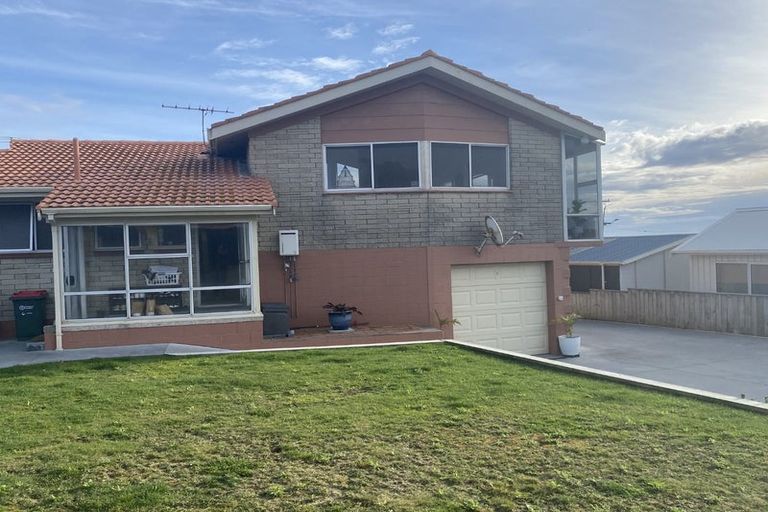 Photo of property in 3 Dixon Street, Oakura, 4314