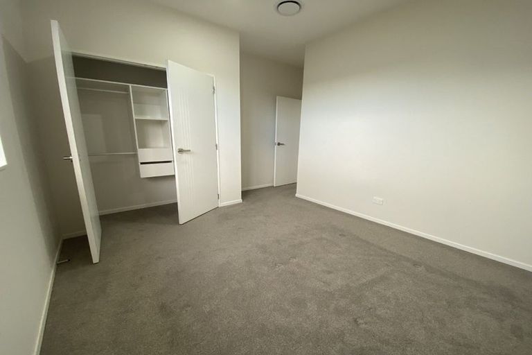 Photo of property in 36 Harbour Crest Drive, Waiuku, 2123