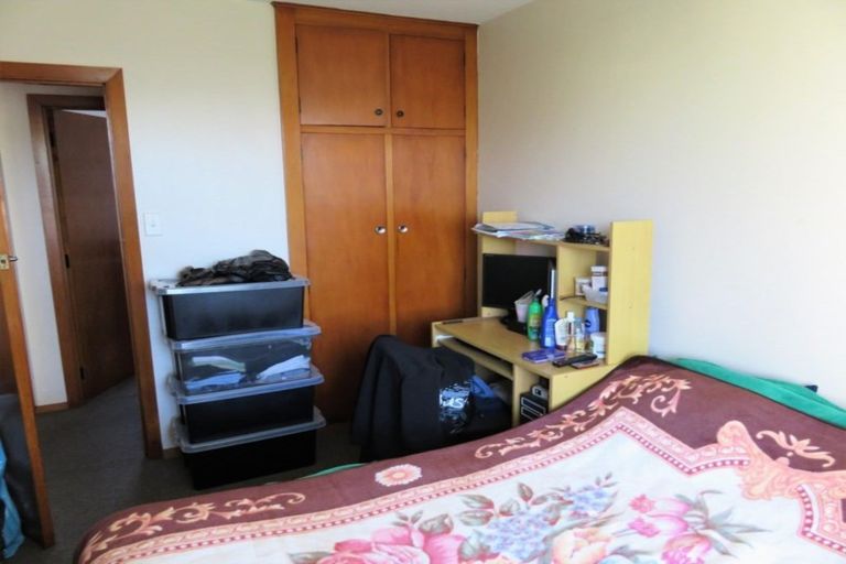 Photo of property in 1 Middlepark Road, Sockburn, Christchurch, 8042