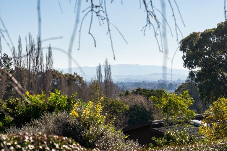 Photo of property in 28 Selwyn Road, Havelock North, 4130