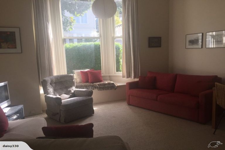 Photo of property in 6 Burnell Avenue, Thorndon, Wellington, 6011