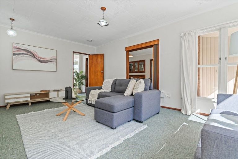 Photo of property in 13 Mole Street, Greytown, 5712