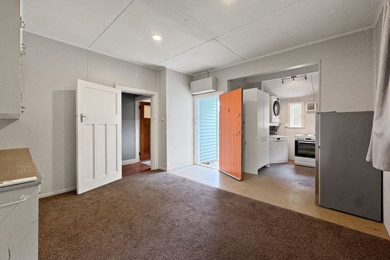 Photo of property in 20c Glenmore Street, Thorndon, Wellington, 6011