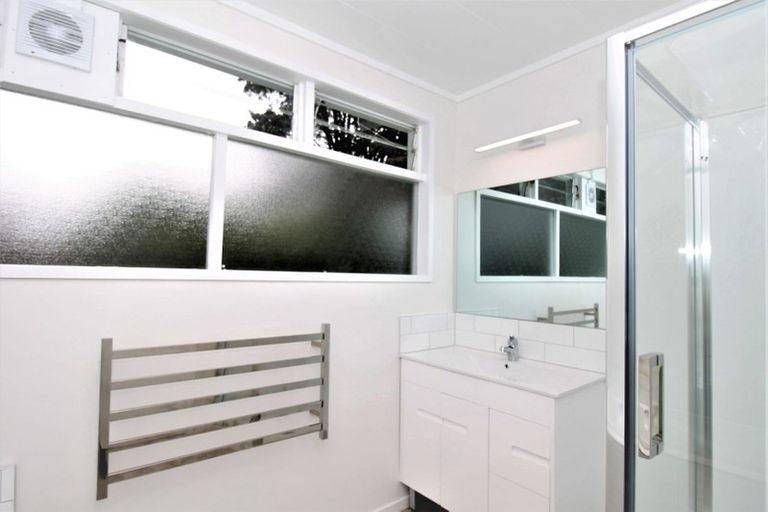 Photo of property in 23b Hill Road, Hillpark, Auckland, 2102
