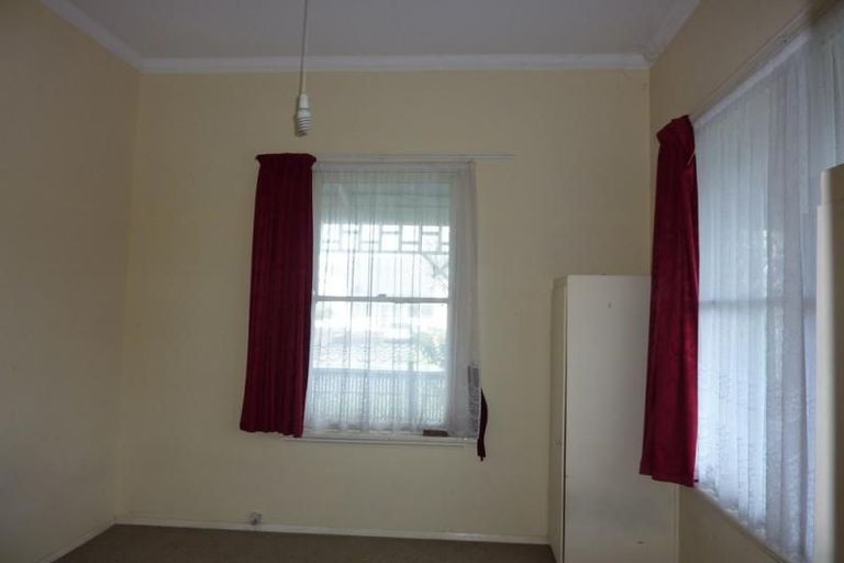 Photo of property in 95 Peel Street, Westport, 7825