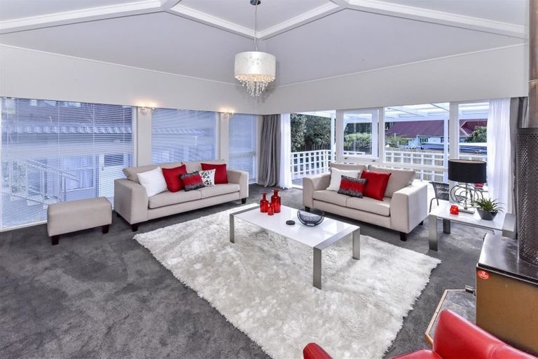 Photo of property in 7 Phoenix Place, Papatoetoe, Auckland, 2025