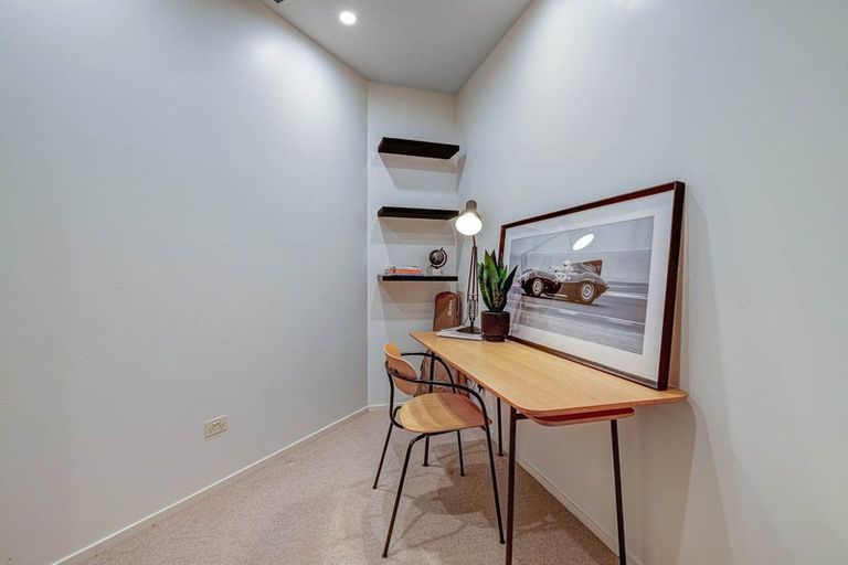 Photo of property in 1/7 The Promenade, Takapuna, Auckland, 0622