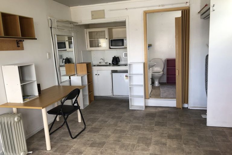 Photo of property in Avon Flats, 10/217 The Terrace, Wellington Central, Wellington, 6011