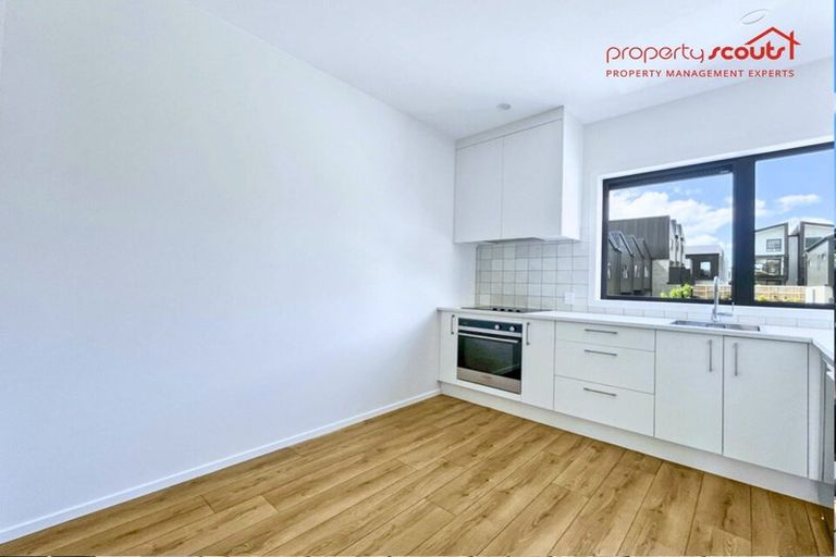 Photo of property in 13/28 Westgate Drive, Westgate, Auckland, 0614