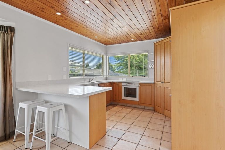 Photo of property in 30 Harlech Glen, Bethlehem, Tauranga, 3110