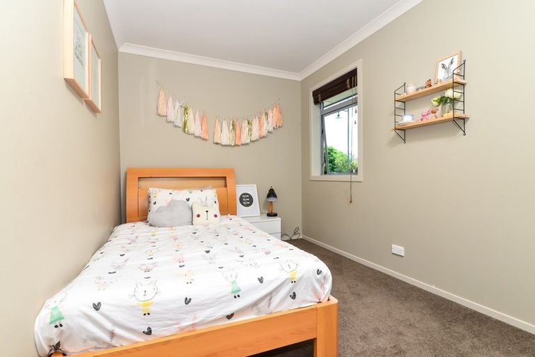 Photo of property in 5 Camberley Way, Huntington, Hamilton, 3210