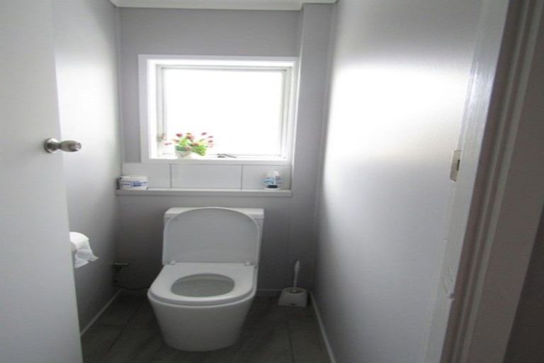 Photo of property in 121 Mahia Road, Wattle Downs, Auckland, 2103