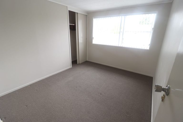 Photo of property in 54 Oreil Avenue, West Harbour, Auckland, 0618