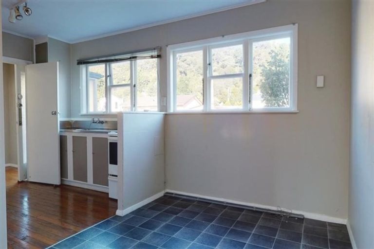 Photo of property in 12b Eldon Grove, Taita, Lower Hutt, 5019